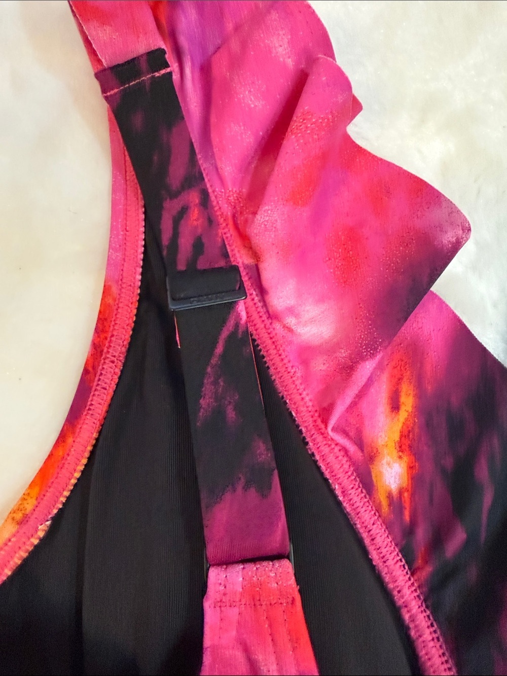 🌺 NWT - DKNY One-Piece Swimsuit NWT Size Small Pink Abstract Print 🌺 - Picture 5 of 7